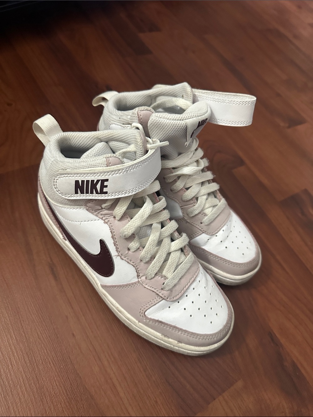 Nike Kids High-Top Sneakers in White, Light Pink and Burgundy
